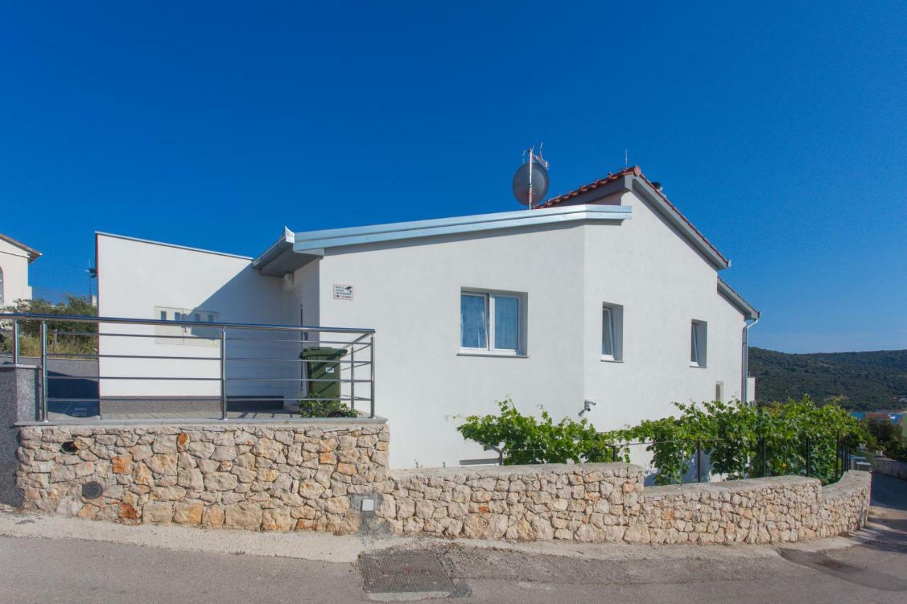 Villa Supuk Vinišće Buitenkant foto