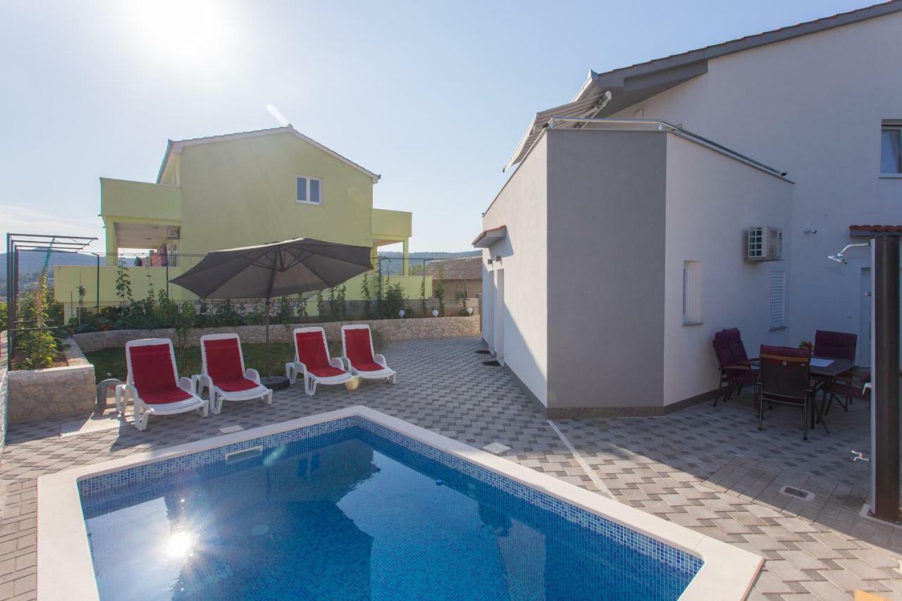 Villa Supuk Vinišće Buitenkant foto